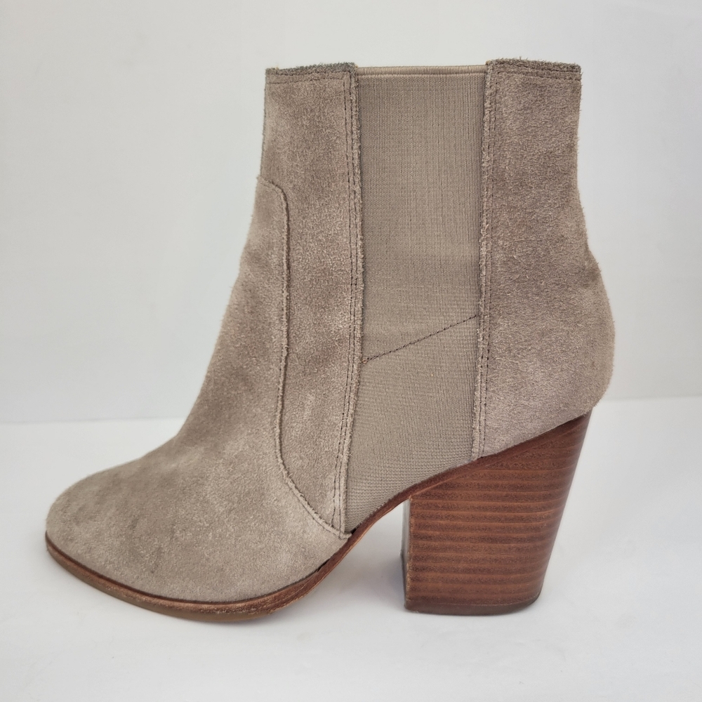 Soludos Emma Heeled Ankle Bootie Taupe Suede Size 6 - Picture 3 of 13